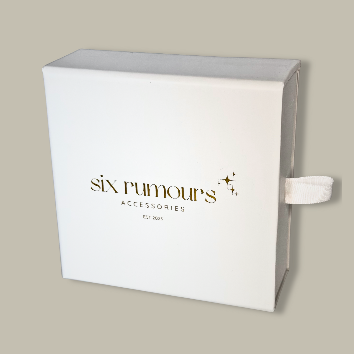 Niamh Garnet Ring - 925 Sterling SIlver